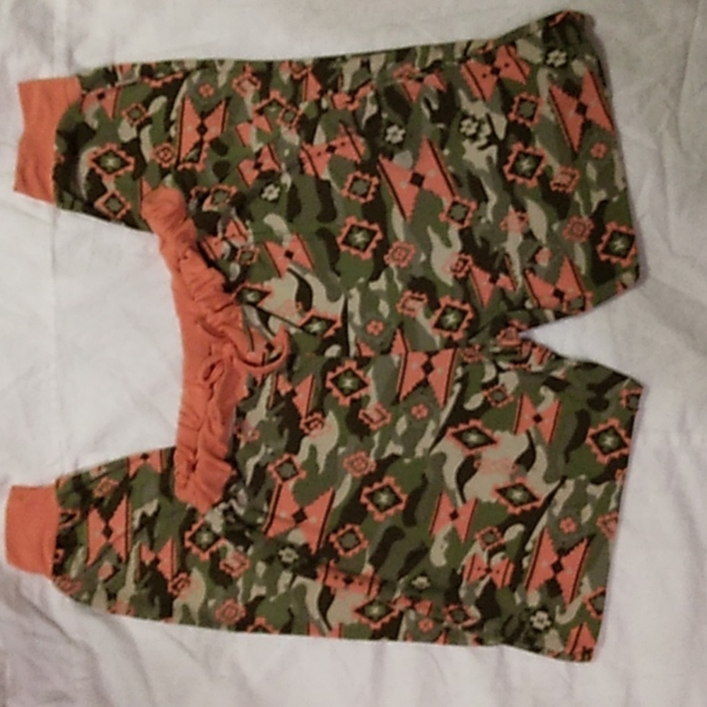 Bobbie brooks For Girl's, Light Weight Joggers.